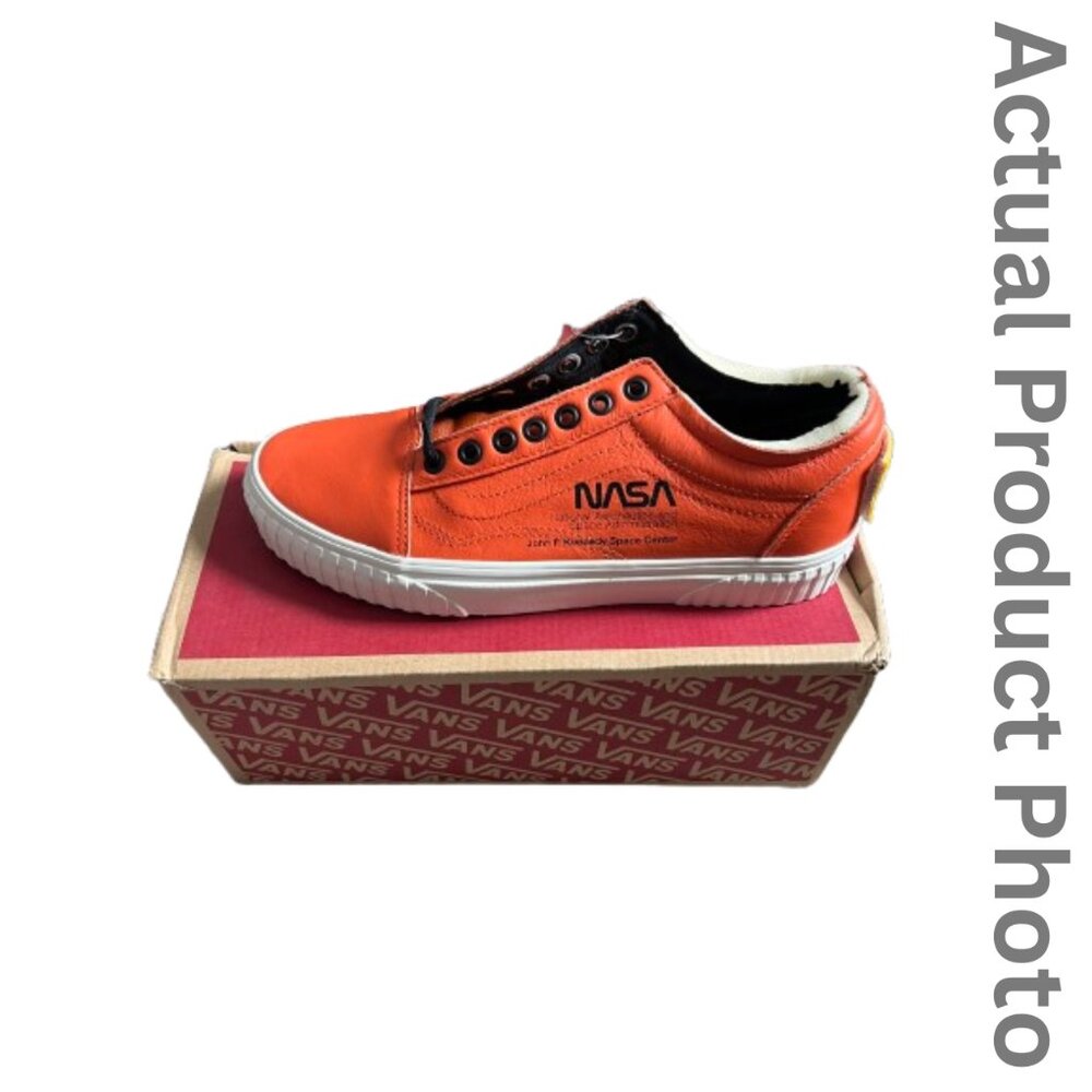 Vans Old Skool NASA Space Voyager Sneakers in Firecracker/Orange. Men's 8.5. NWT - Picture 5 of 9